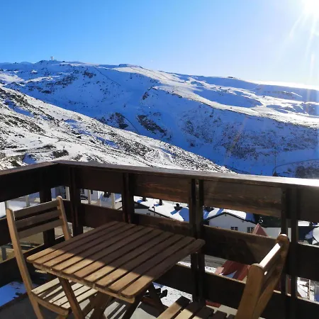 Estudio Con Vistas Sierra Nevada